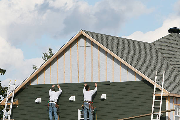 Professional Siding Replacement technician working in Howell, NJ